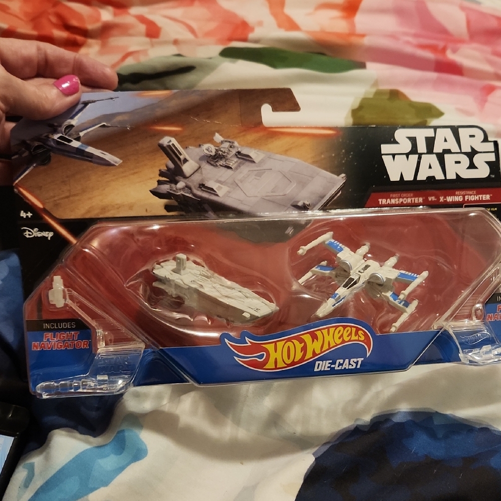 Star Wars Bundle NWT